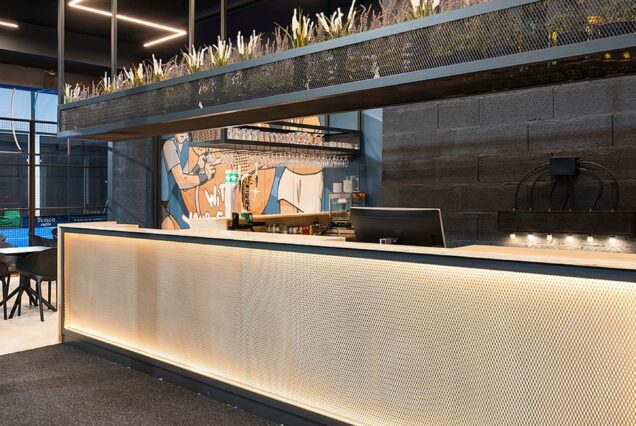 Fichier: your-padel-sao-joao-bar-interieur.jpg.